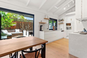 Tranquil, tropical townhouse, Sunshine Beach